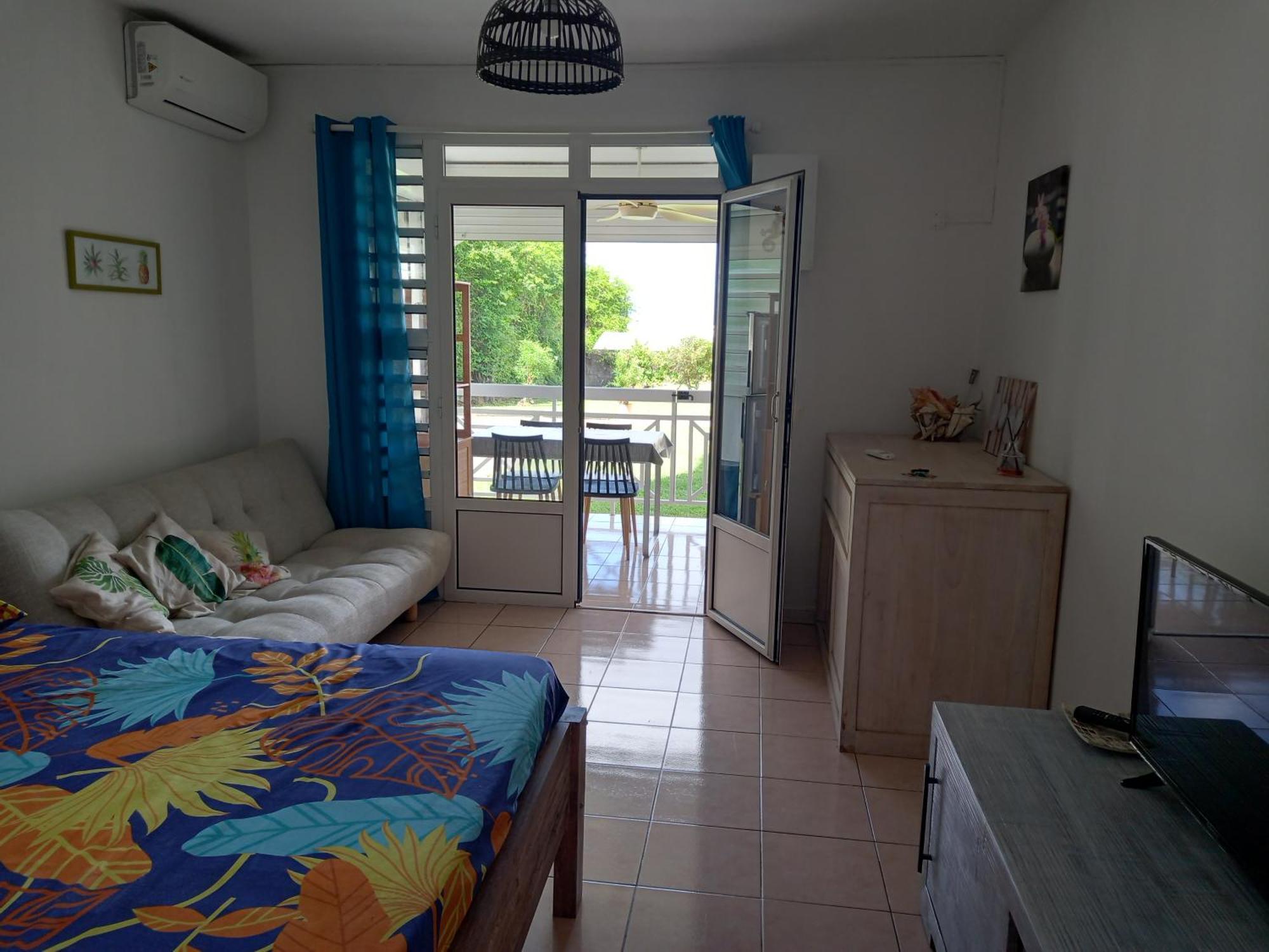 Appartement A Anse Mabouya En Rez De Jardin Avec Piscine A Proximite Des Plages サント・リュス エクステリア 写真